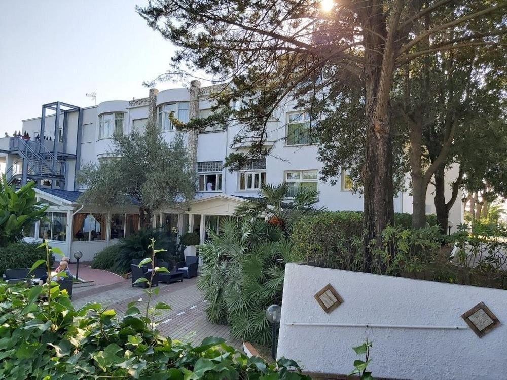 Capo Circeo Beach Resort Spa Fronte Mare San Felice Circeo Exterior foto